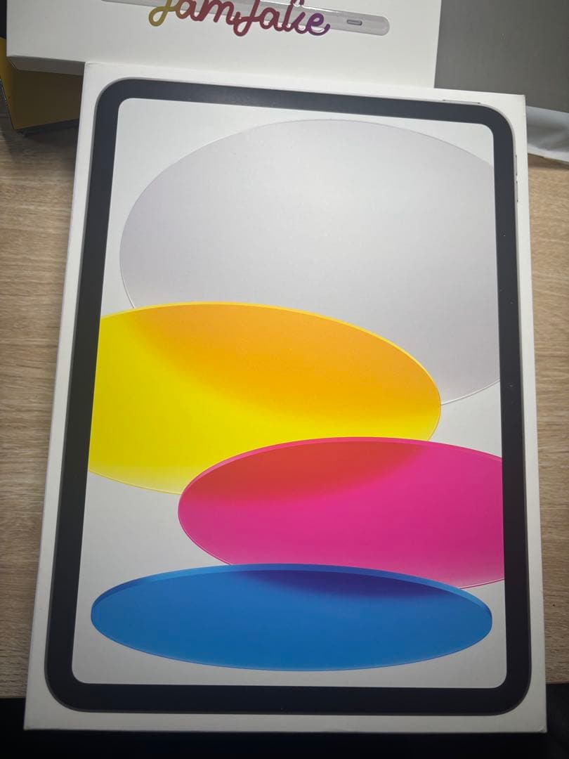 【付属品付】Apple iPad (第11世代) シルバー A16 100％