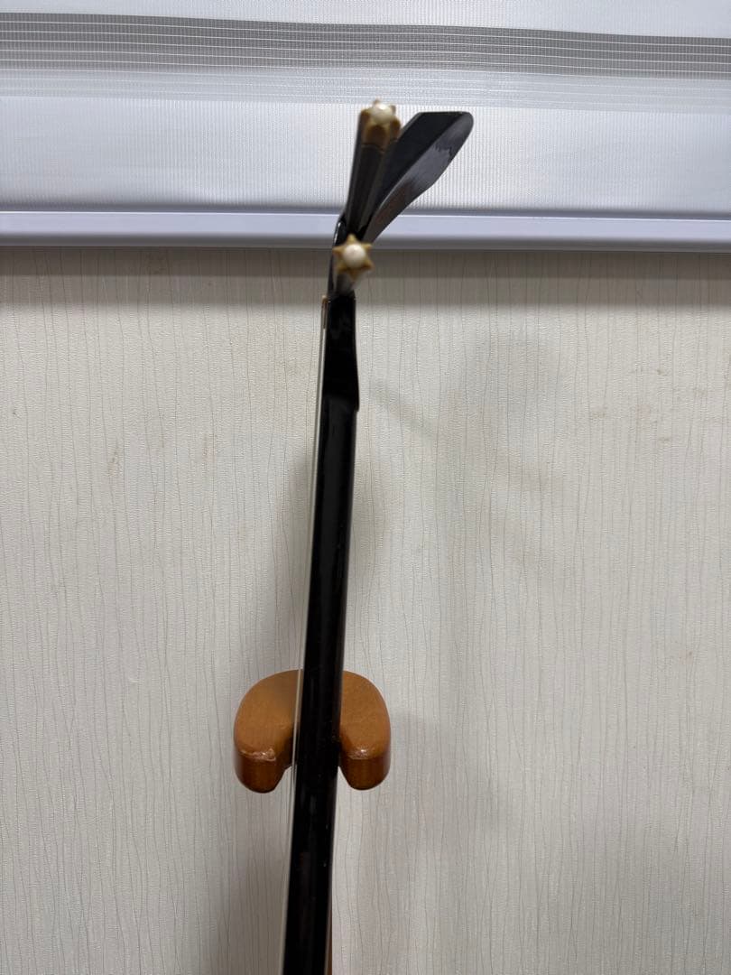 現状品　ジャンク　三線 本皮使用 ケース付き　破れあり 沖縄　修理・部品取りに