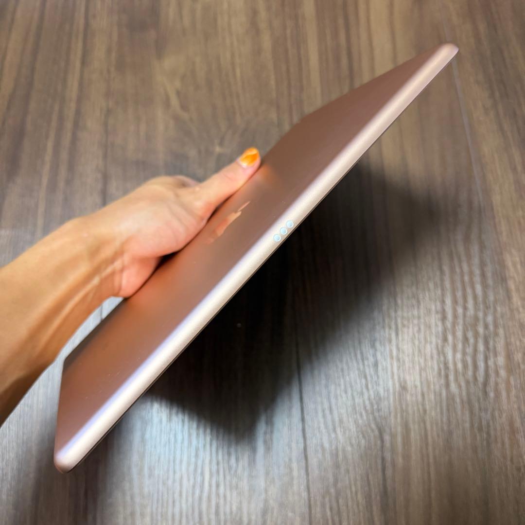 Apple iPad 第8世代 128GB ゴールド 本体