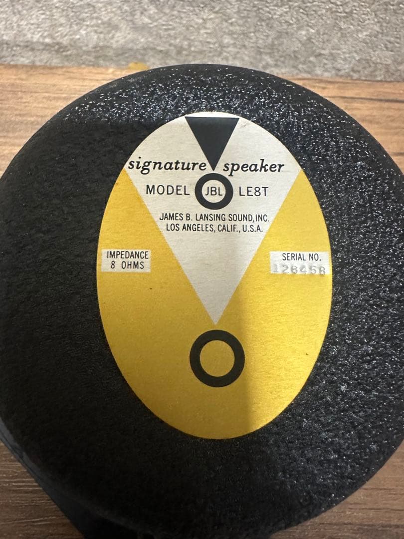 スピーカー JBL LE8T