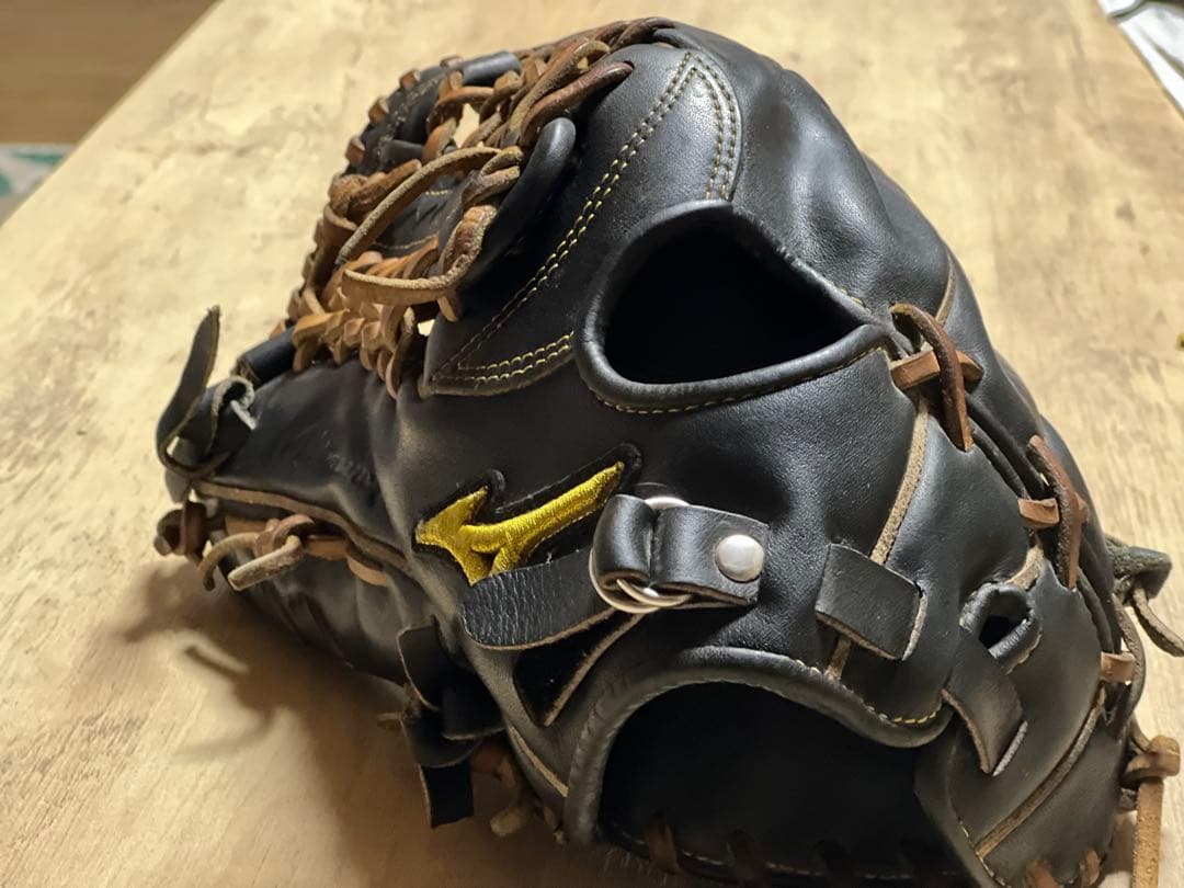 ベンツ　 ミズノ 硬式グローブ 黒