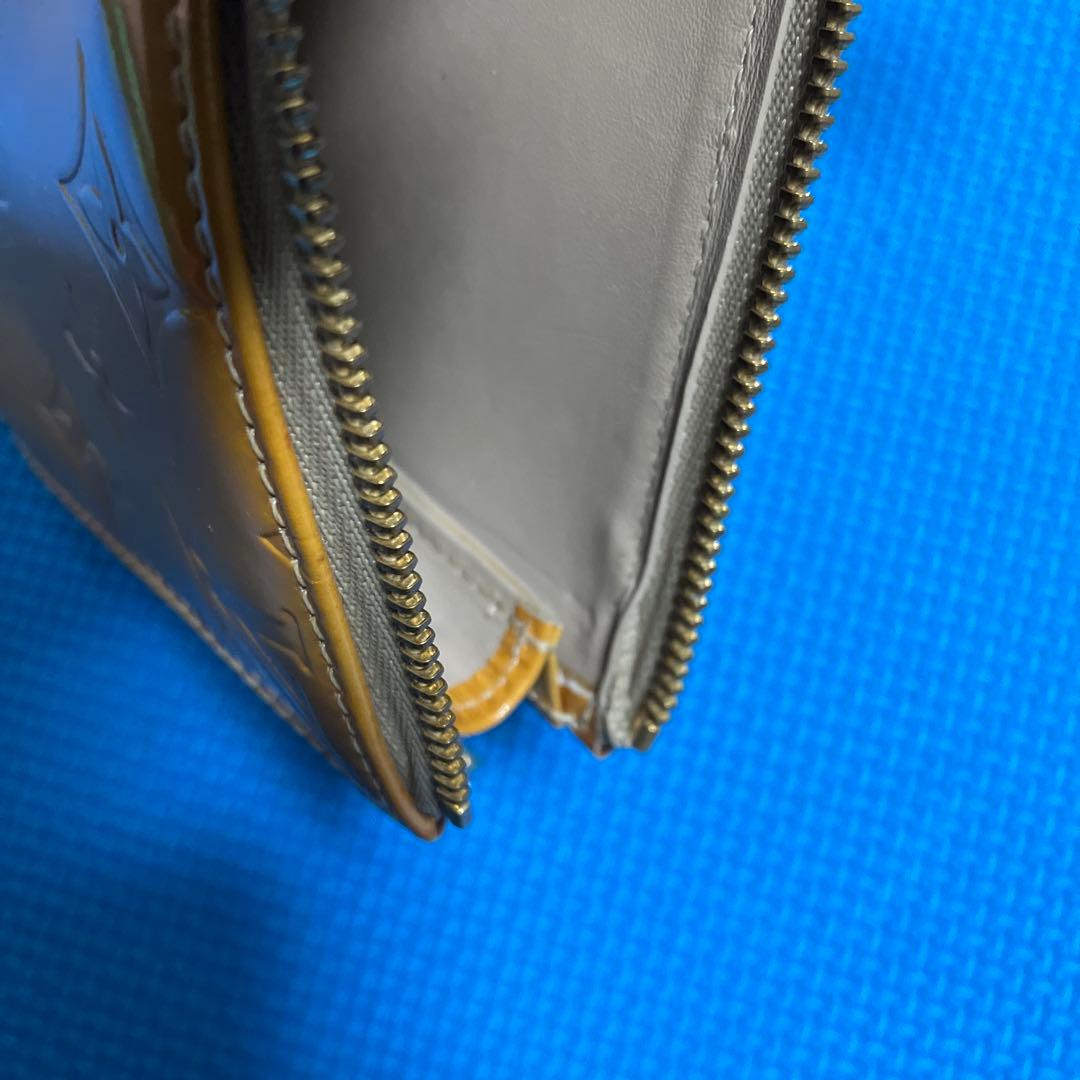 Louis Vuitton クラッチバッグ ベージュ