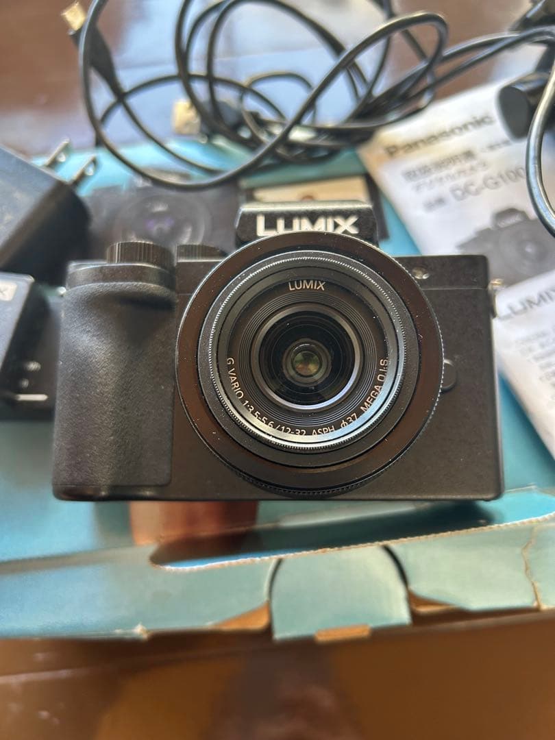 LUMIX DC-G100 Vミラーレス一眼