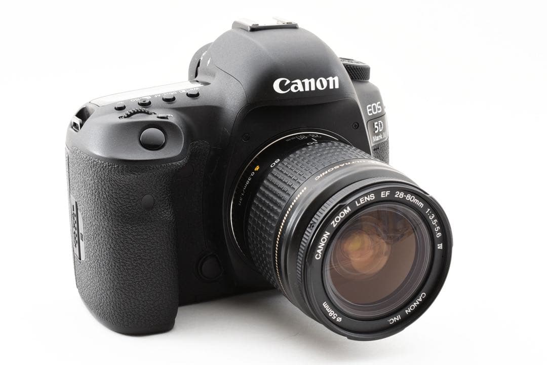 ☆保証付き　Canon EOS 5D Mark IV標準レンズセット☆