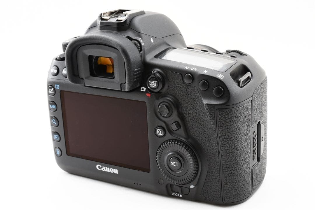 ☆保証付き　Canon EOS 5D Mark IV標準レンズセット☆