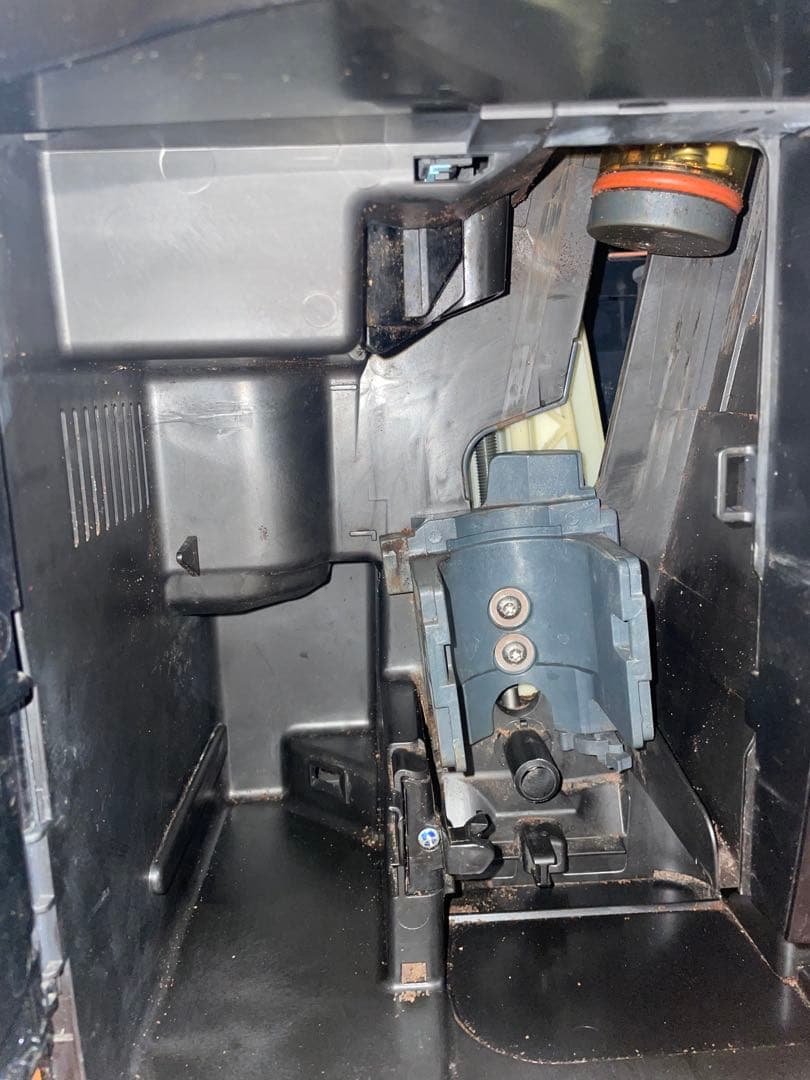 DeLonghi デロンギ マグニフィカESAM1000SJ