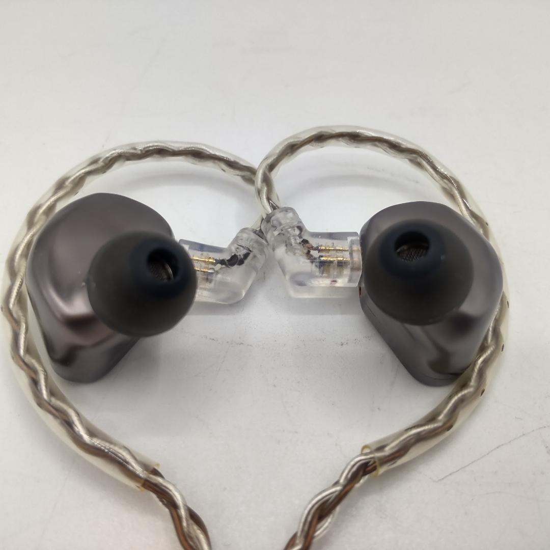 ★箱付　美品★ カイン Cayin YB04 BA4基搭載 インイヤー・モニター