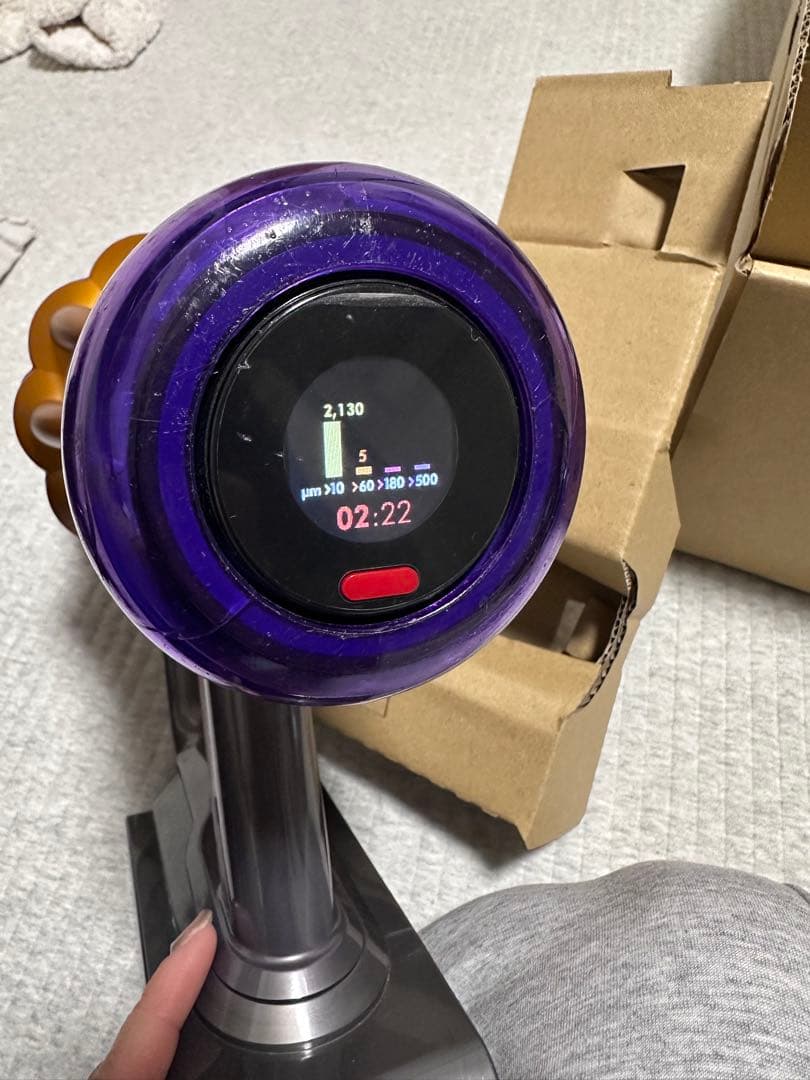 r*8様 Dyson V12 Detect 掃除機 本体と付属品