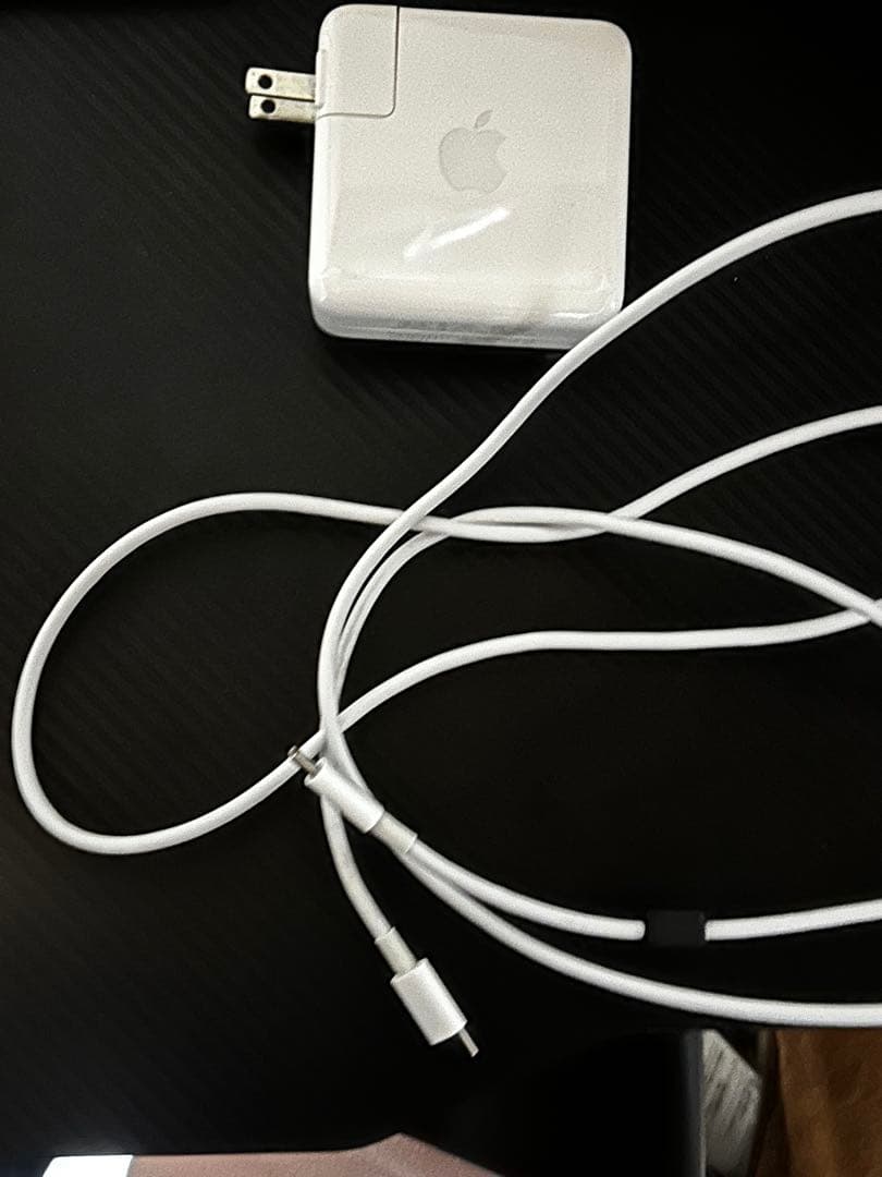 極美品！Apple MacBook Pro(13-inch,2020)512GB