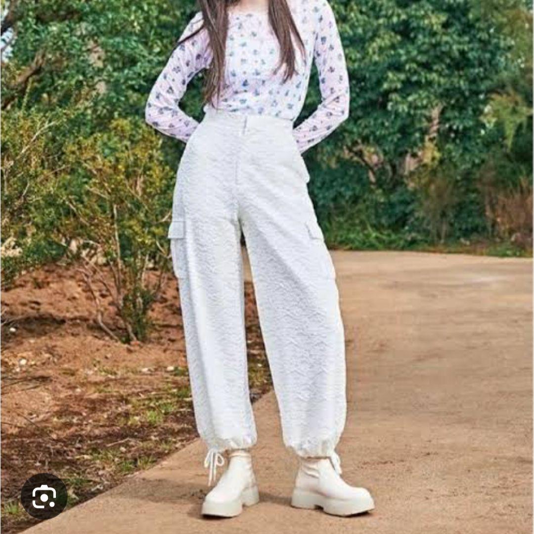 【新品未使用】poppy カーゴパンツ ホワイト レース 刺繍 あさぎーにょ