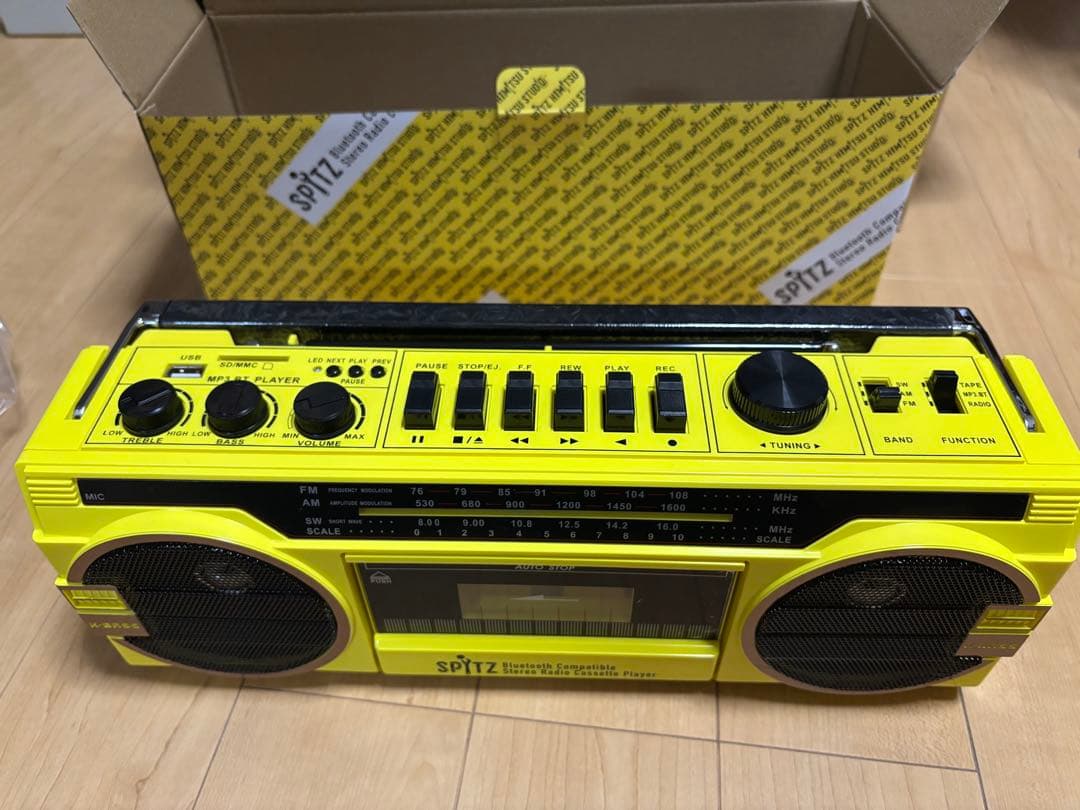SPITZ スピッツ　ラジカセ　+ カセットテープ付き