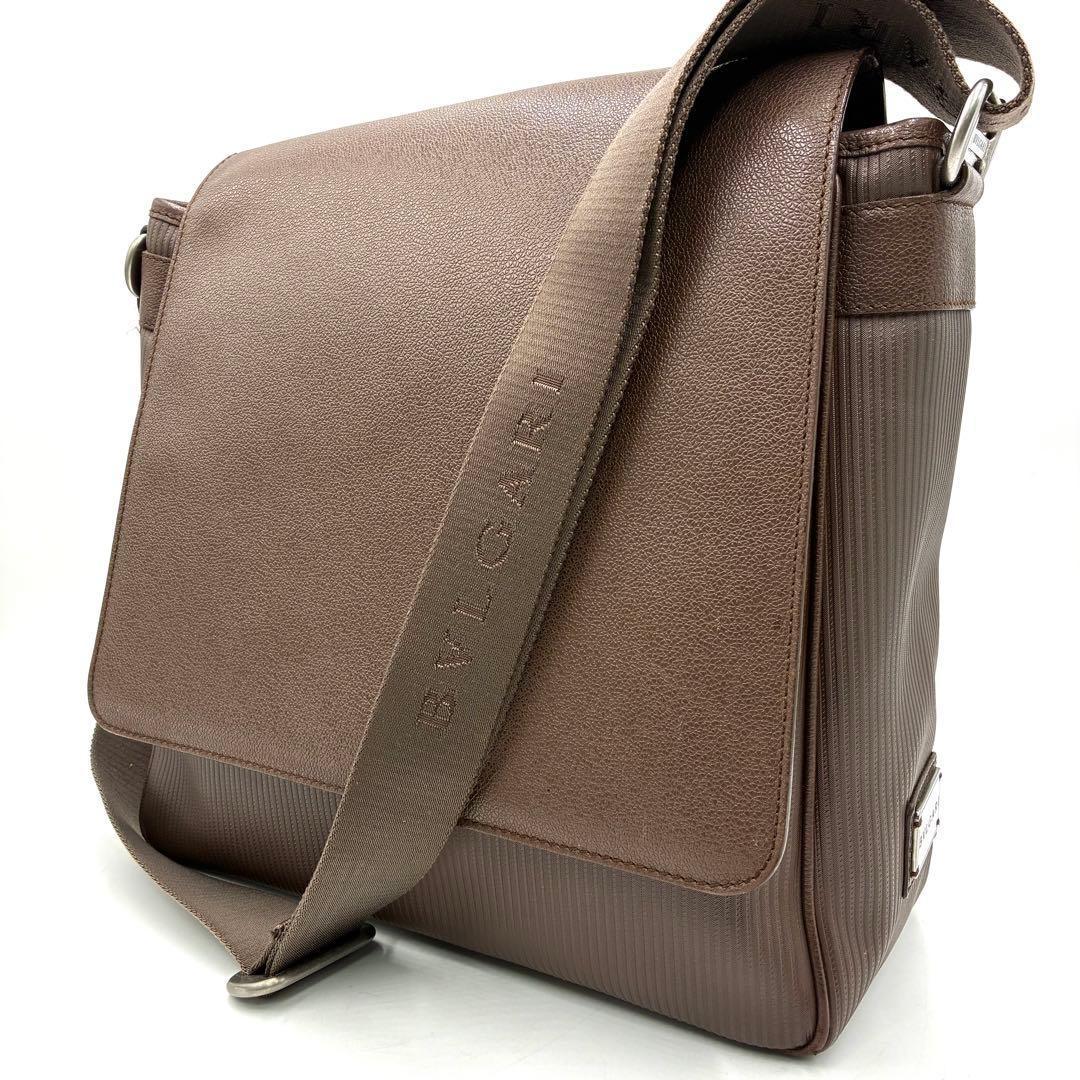 極美品 ブルガリ ミレリゲ ロゴプレート ショルダーバッグ A4収納可能 茶