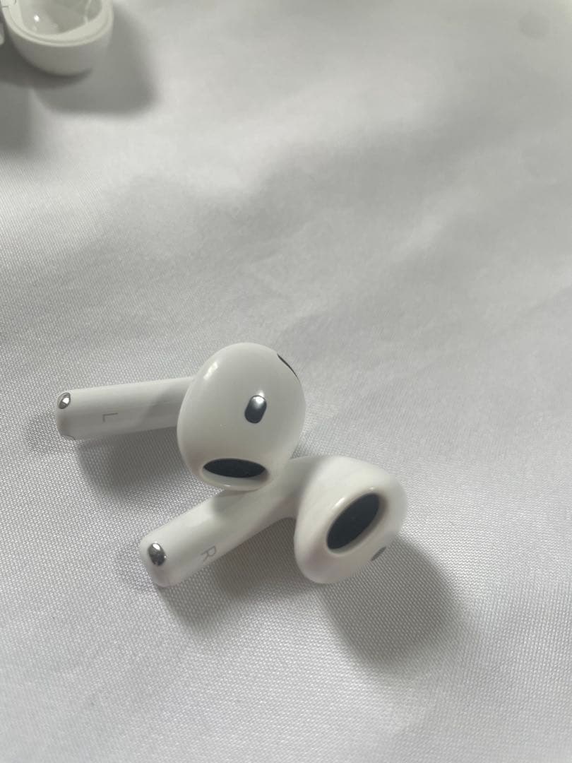 AirPods4 エアポッズ　第4世代　ANC　A3055 A3059