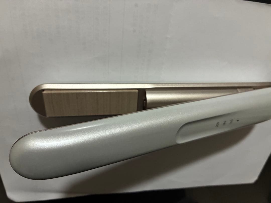 KINUJO/絹女　コードレスヘアアイロン Luxejewel