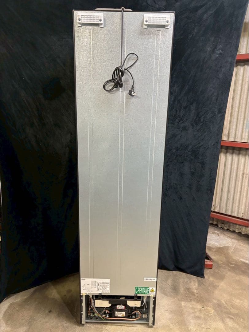 アイリスオーヤマ 冷蔵庫 IRSN-S24A 2024年製 239L 右開き