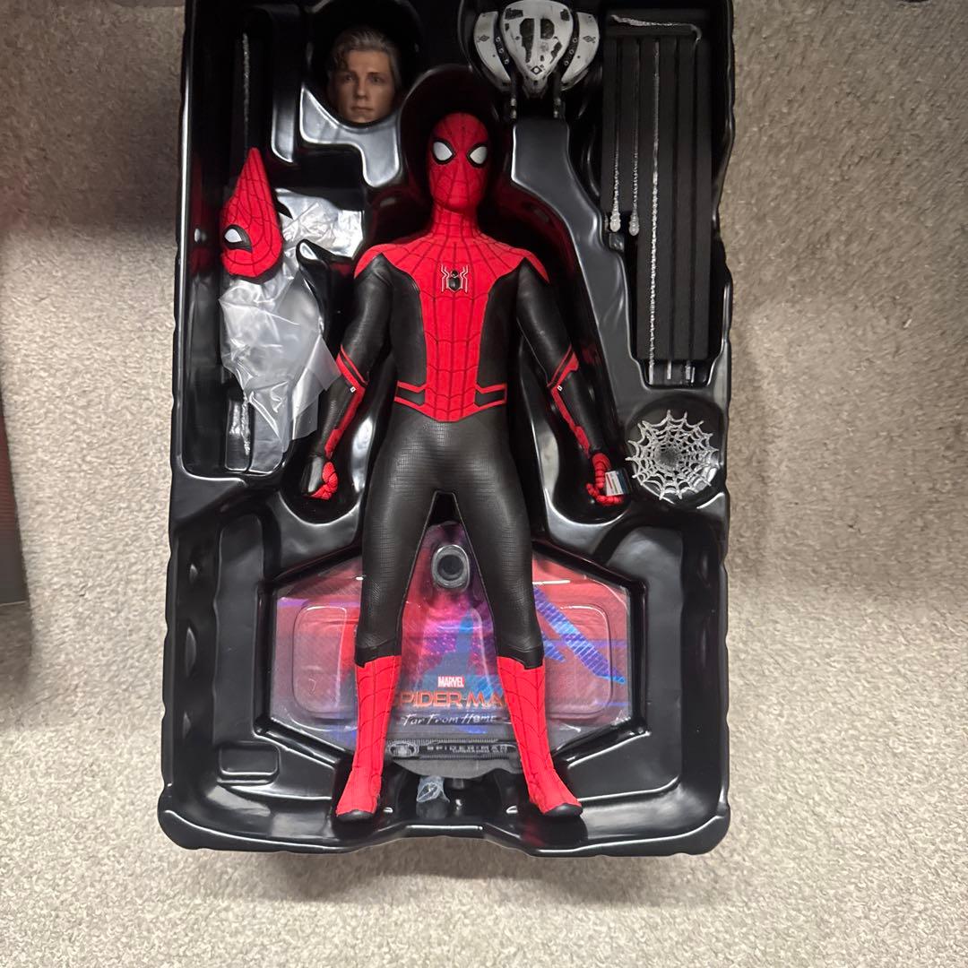 ホットトイズ　スパイダーマン アップグレードスーツ フィギュア