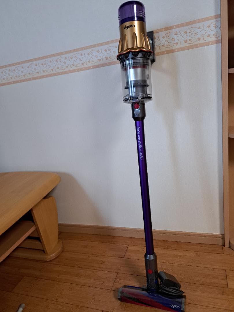 保証残有/安心/美品/ダイソン/SV18/掃除機/簡易掃除済/ハンディ/作動品