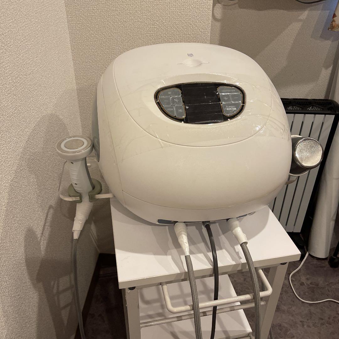 業務用　痩身機器　キャビエスト