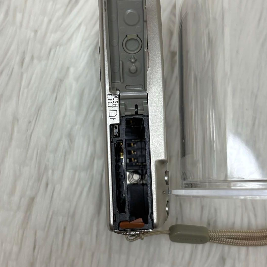 Canon カメラ　IXY 70 PC1193 シルバー コンデジ　動作品