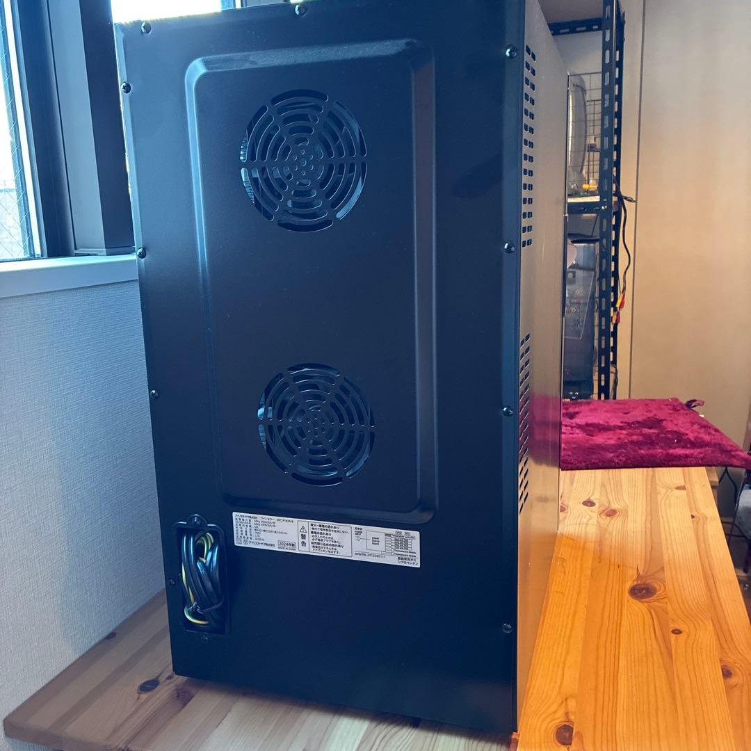 【未使用】アイリスオーヤマ ワインセラー 18本 50Ｌ IWC-P182A-B