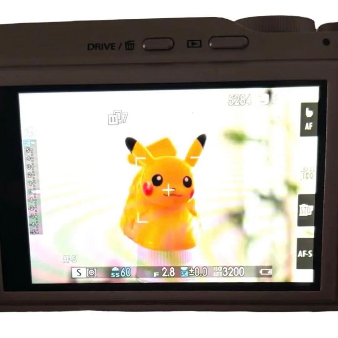 【新品同様】FUJIFILM XF10 ゴールド コンパクトデジタルカメラ