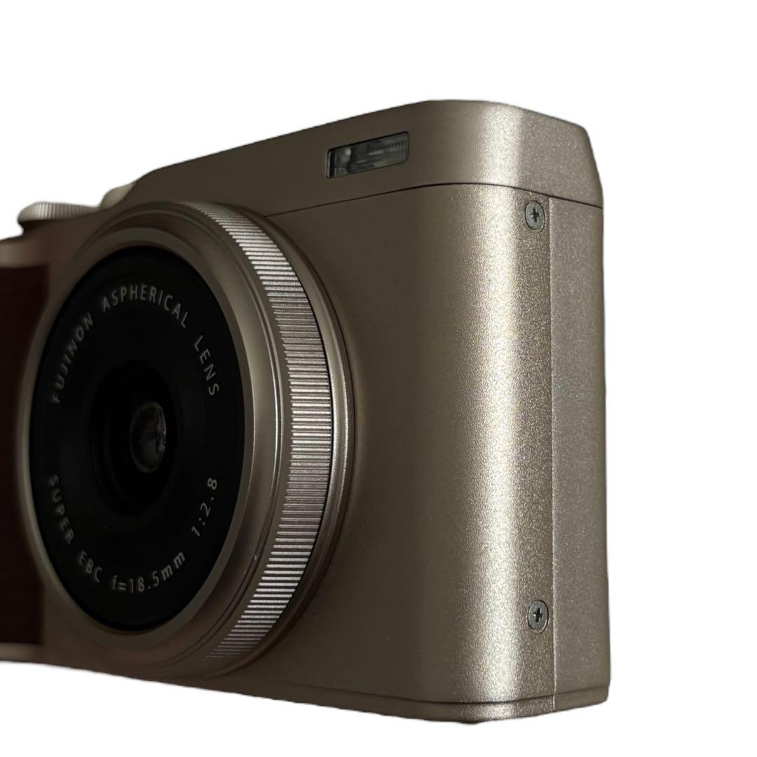 【新品同様】FUJIFILM XF10 ゴールド コンパクトデジタルカメラ