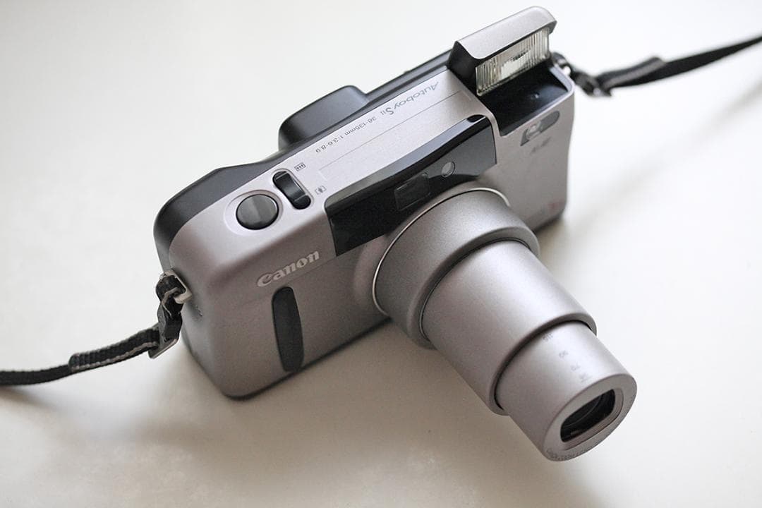 Canon Autoboy S II フィルムカメラ　Q875