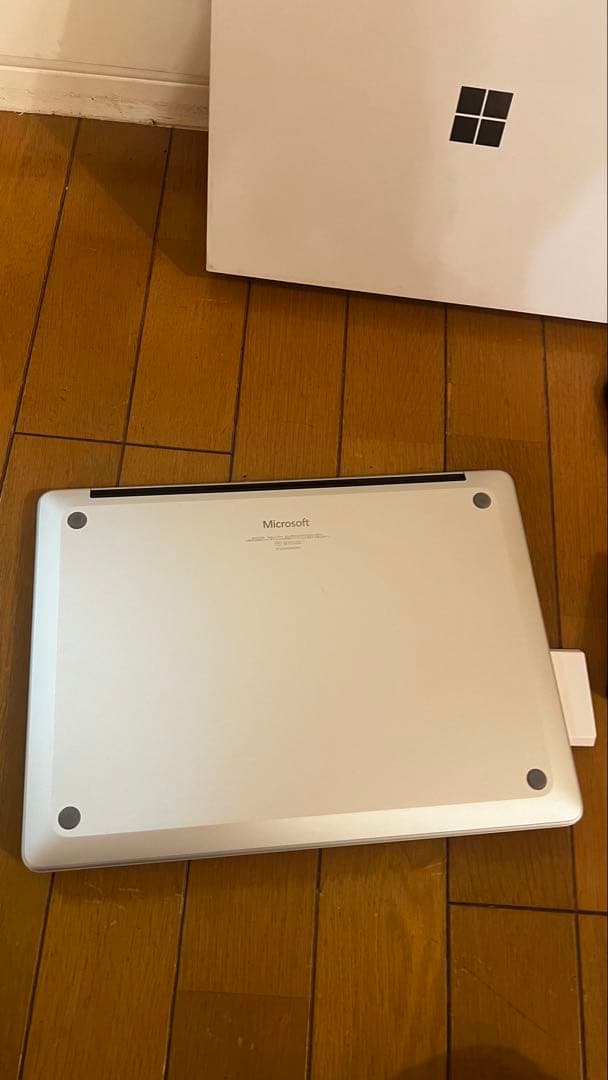 最新Microsoft Surface Laptop第7世代Snapdragon
