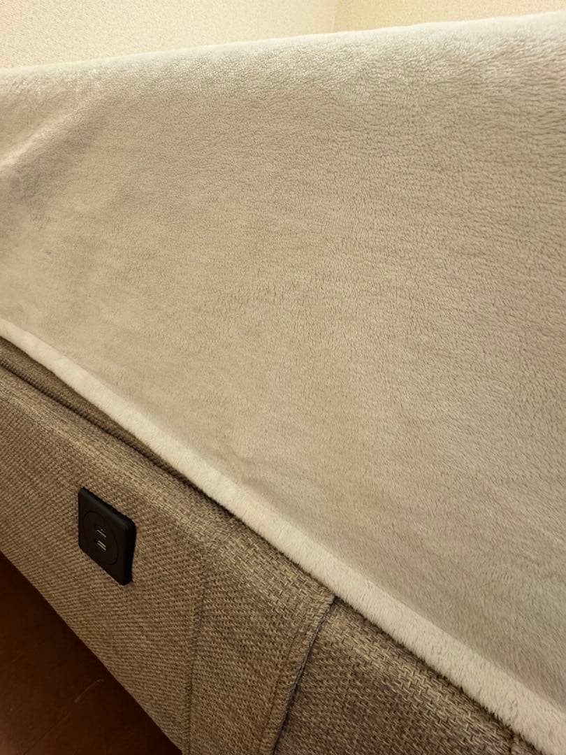 TEMPUR ダブルベッド 電動機能付き ゼロG フレーム付き