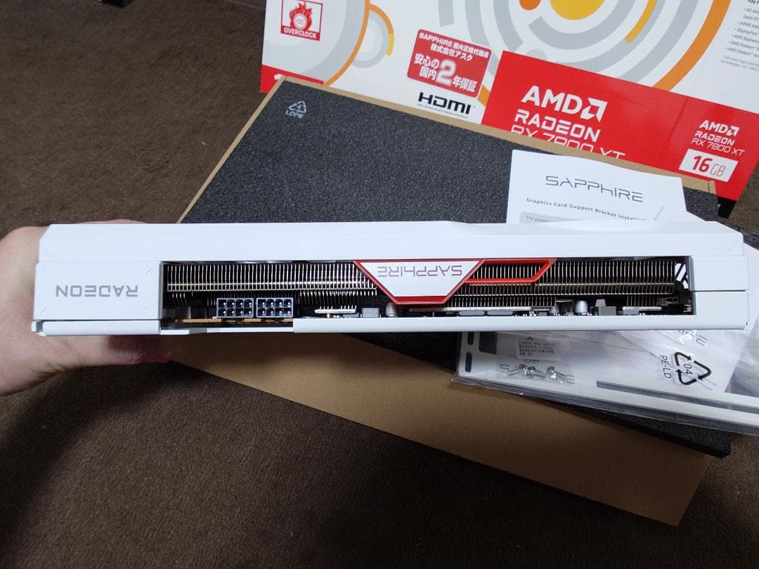 グラフィックボード・グラボ・ビデオカード Sapphire Radeon RX7800XT 16GB PURE