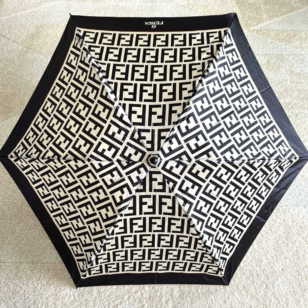 FENDI フェンディ　ズッカ柄　FFロゴ 折りたたみ傘