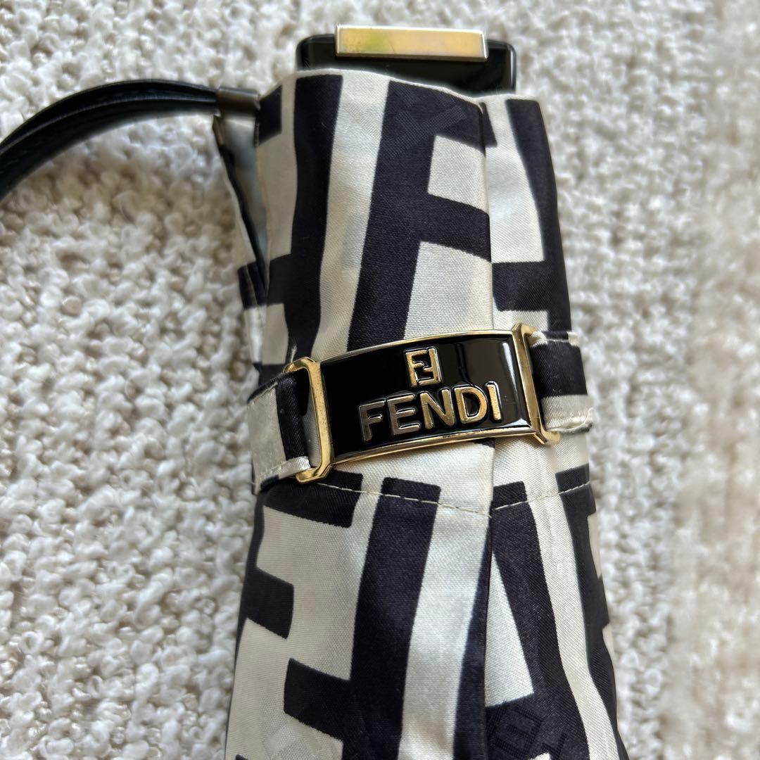 FENDI フェンディ　ズッカ柄　FFロゴ 折りたたみ傘
