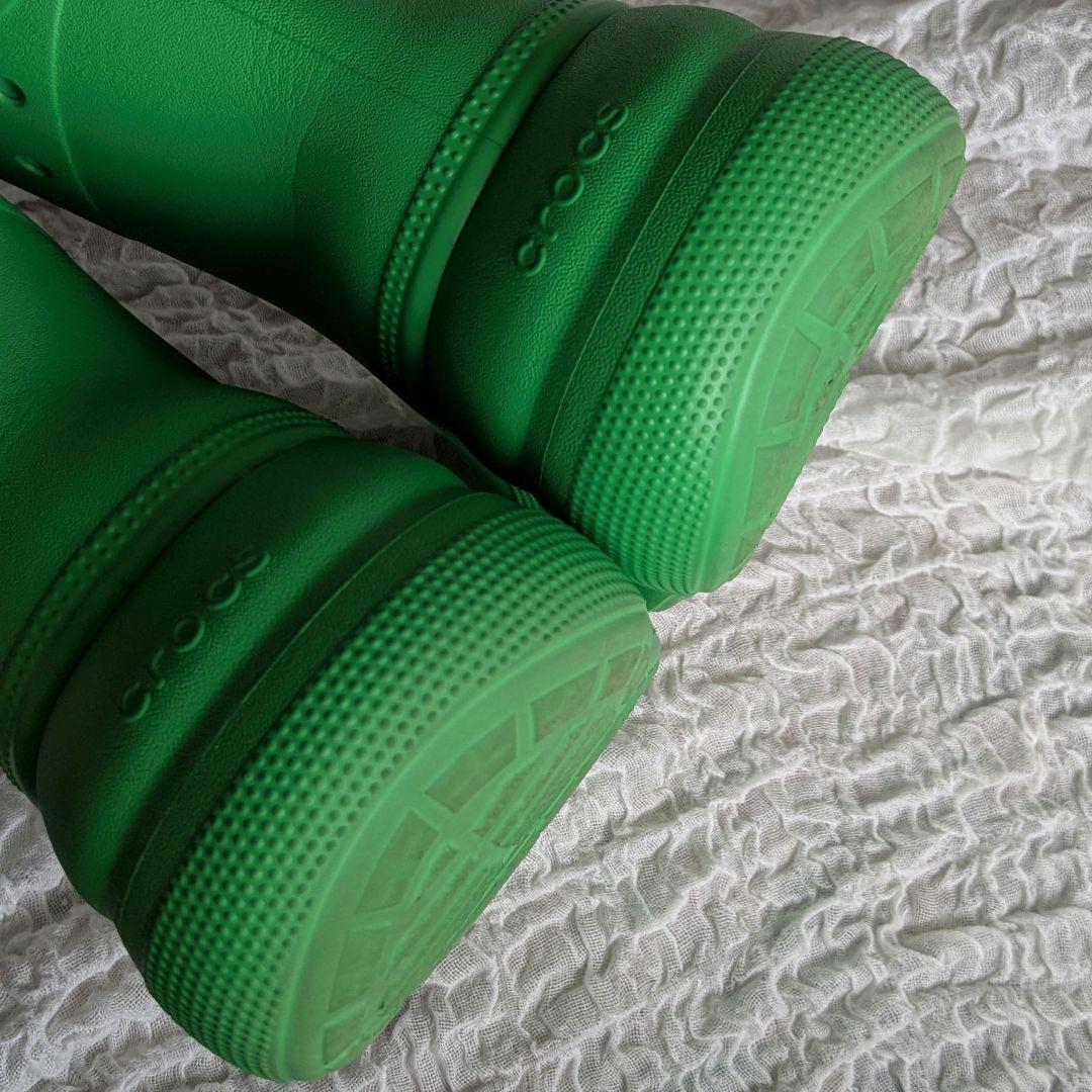 靴 crocs rain boots