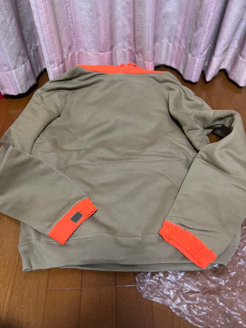 新品未使用　Mサイズ　STARBRIDGE ULTRA hoodie super