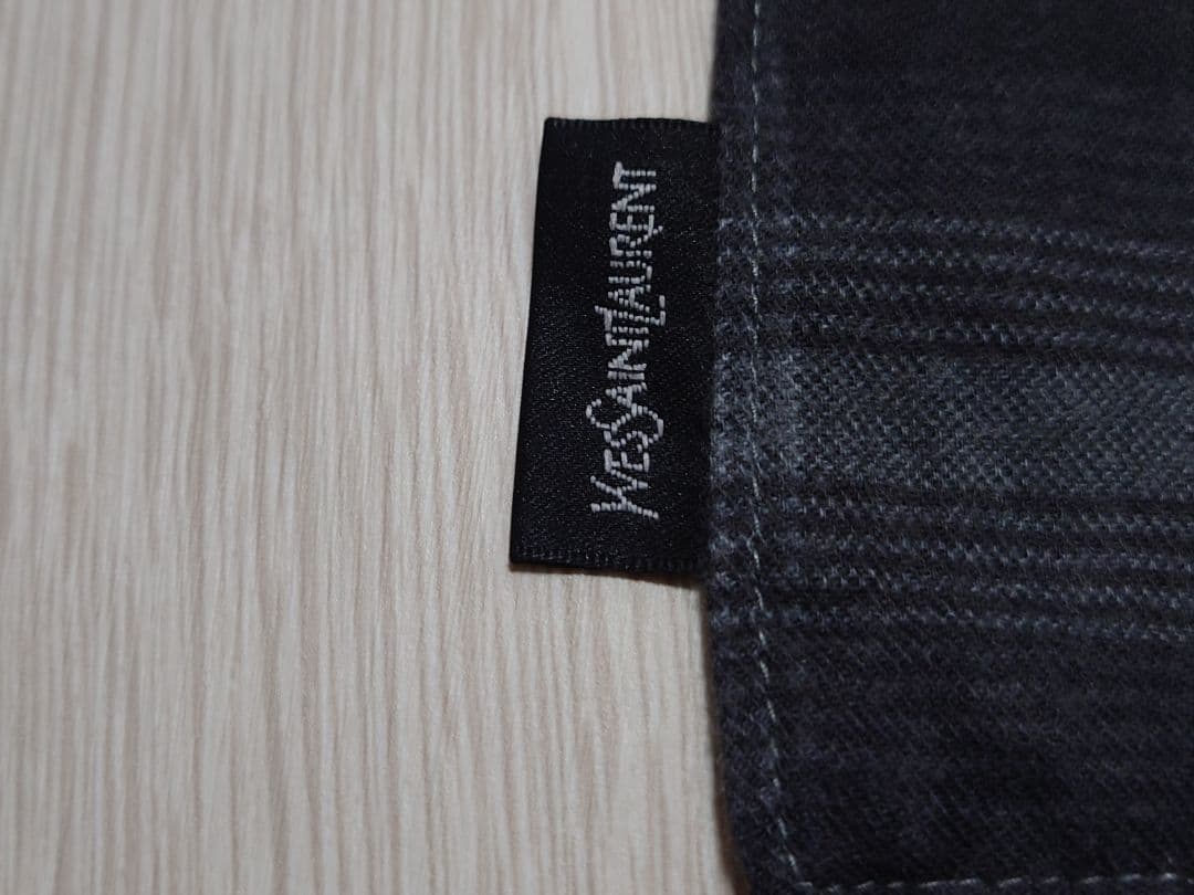 【ちむちむちぇりー】　イヴサンローラン　掛け布団カバー