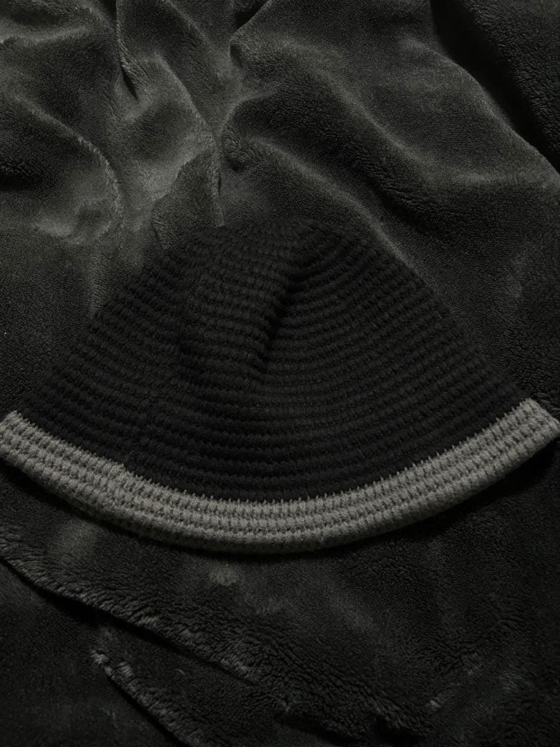 COOTIE PRODUCTIONS ニット帽 黒とグレー