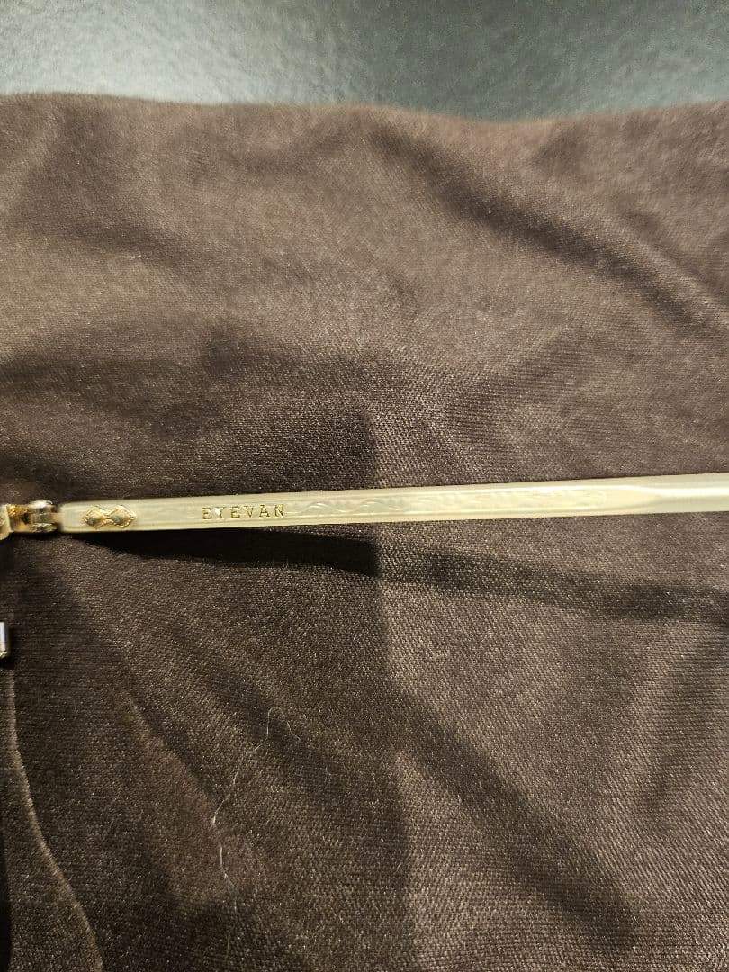 EYEVAN EIIwood ゴールドラウンドサングラス