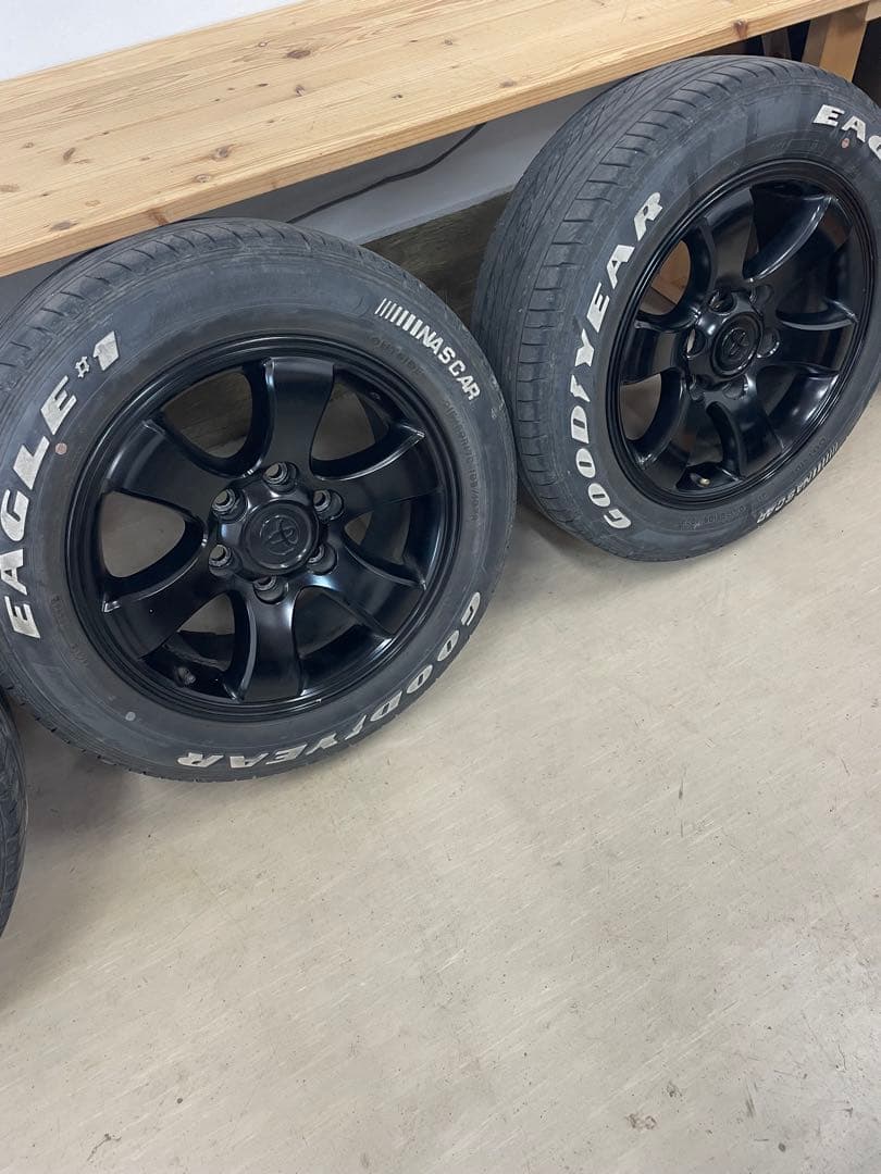 プラド純正　タイヤホイールセット　ハイエース