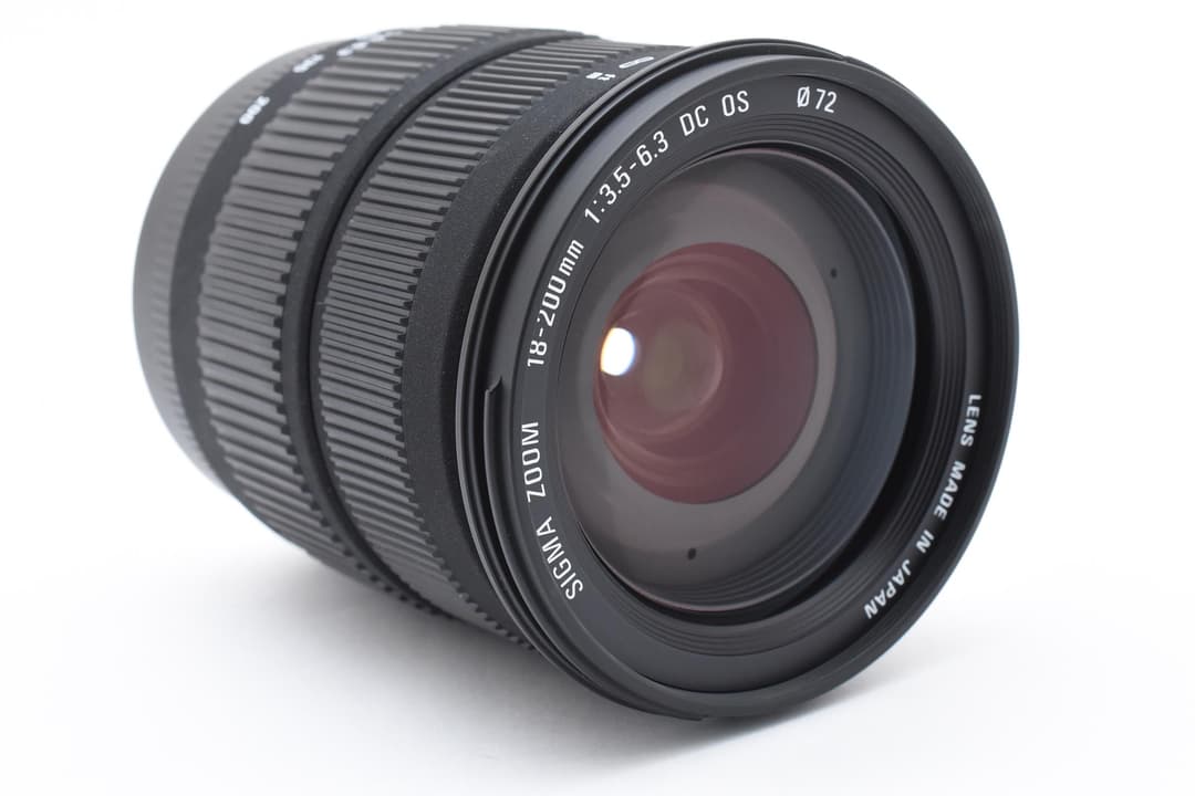 未使用に近い Sigma 18-200mm 3.5-6.3 OS Canon