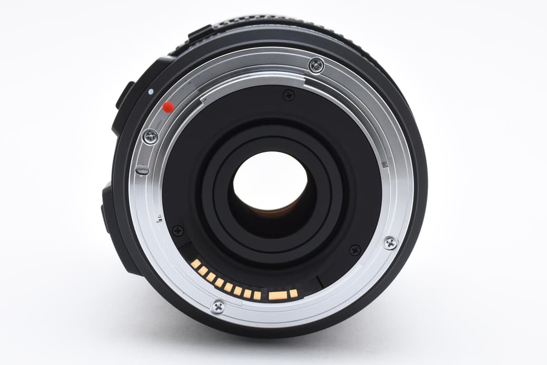 未使用に近い Sigma 18-200mm 3.5-6.3 OS Canon