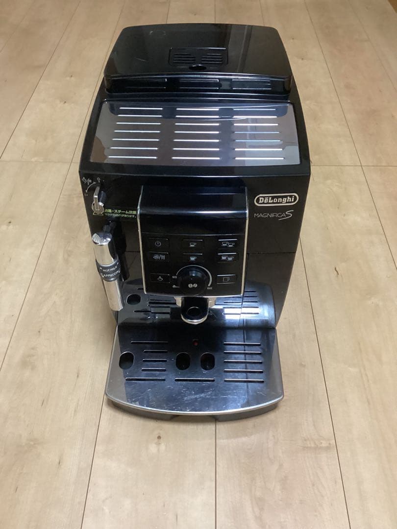 中古　マグニフィカS デロンギ　動作確認済　ECAM 23120B