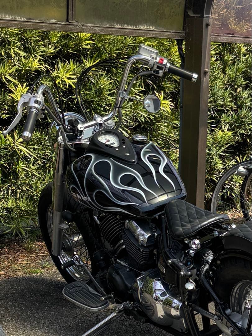 ドラッグスター400 クラシック　タンク　ファイヤーパターン　フレイムス