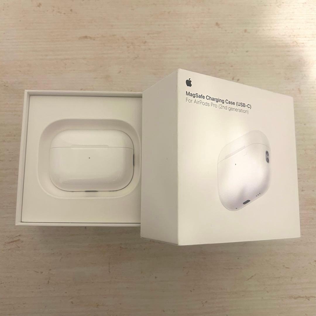 Apple AirPods Pro（第2世代） 充電ケースのみ 未使用