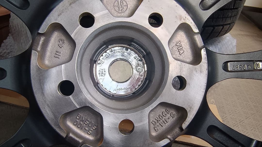 アルミセットスタッドレスタイヤ品アイスガードig60