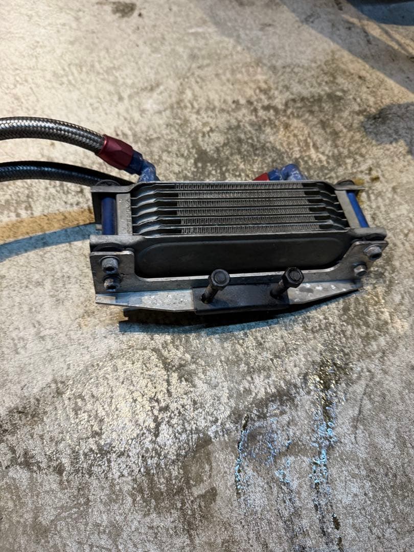 TW200 DG07J 取り付けステー付きオイルクーラー　アールズ EARL’S