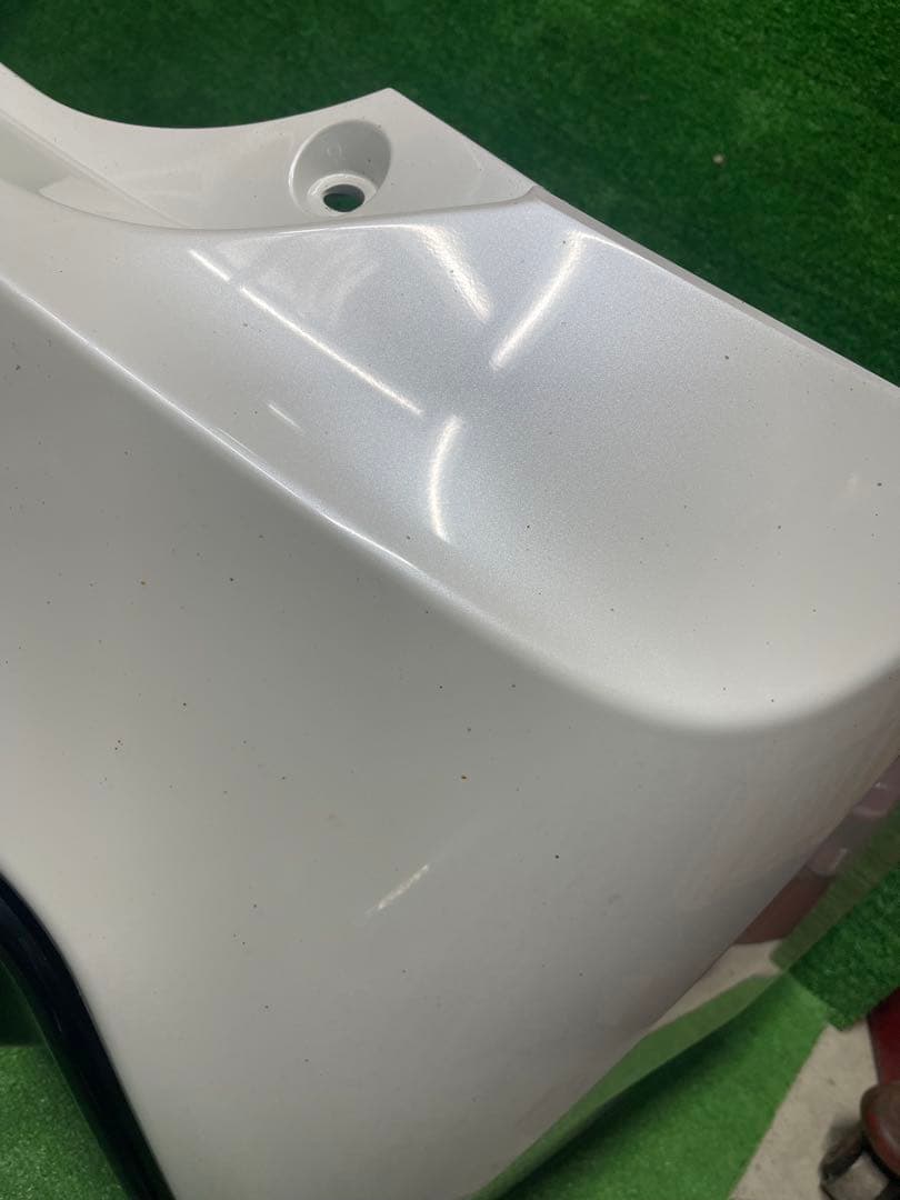 ZVW 30 プリウス　後期　G’s ジーズ　リアバンパー　ディヒューザー