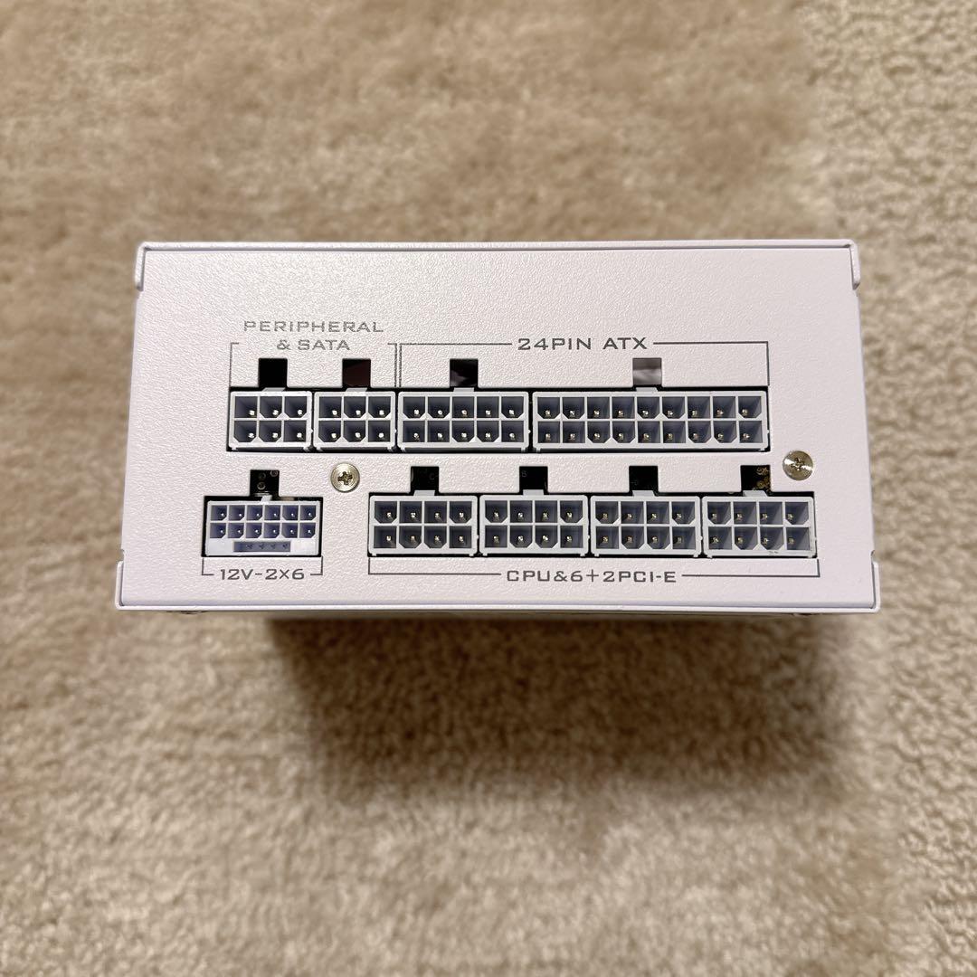 Lian Li SP850 V2 Gold 850W電源ユニット