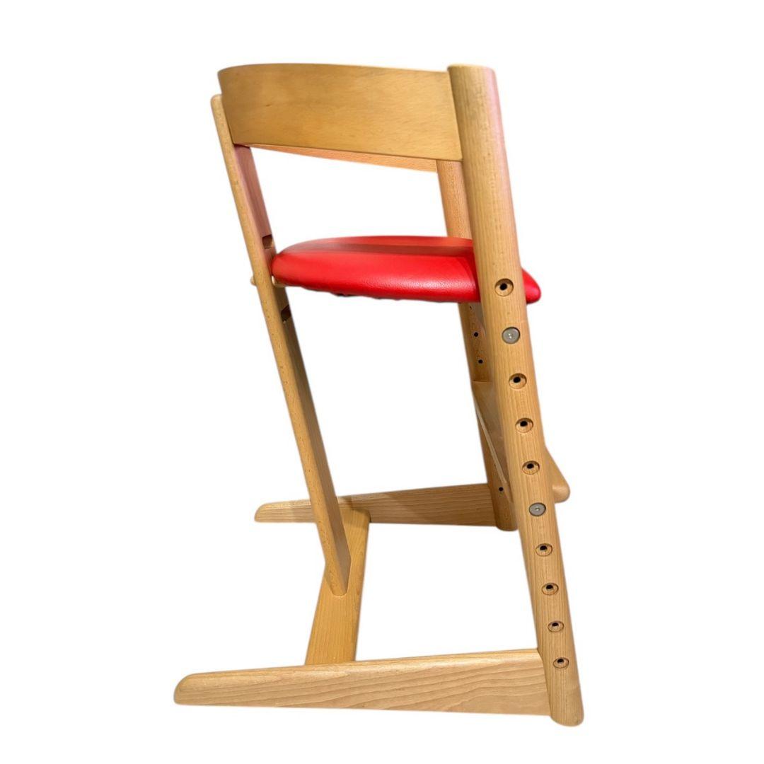【木馬舎】美品　プレディクトチェア ハイチェア キッズチェア　レッド