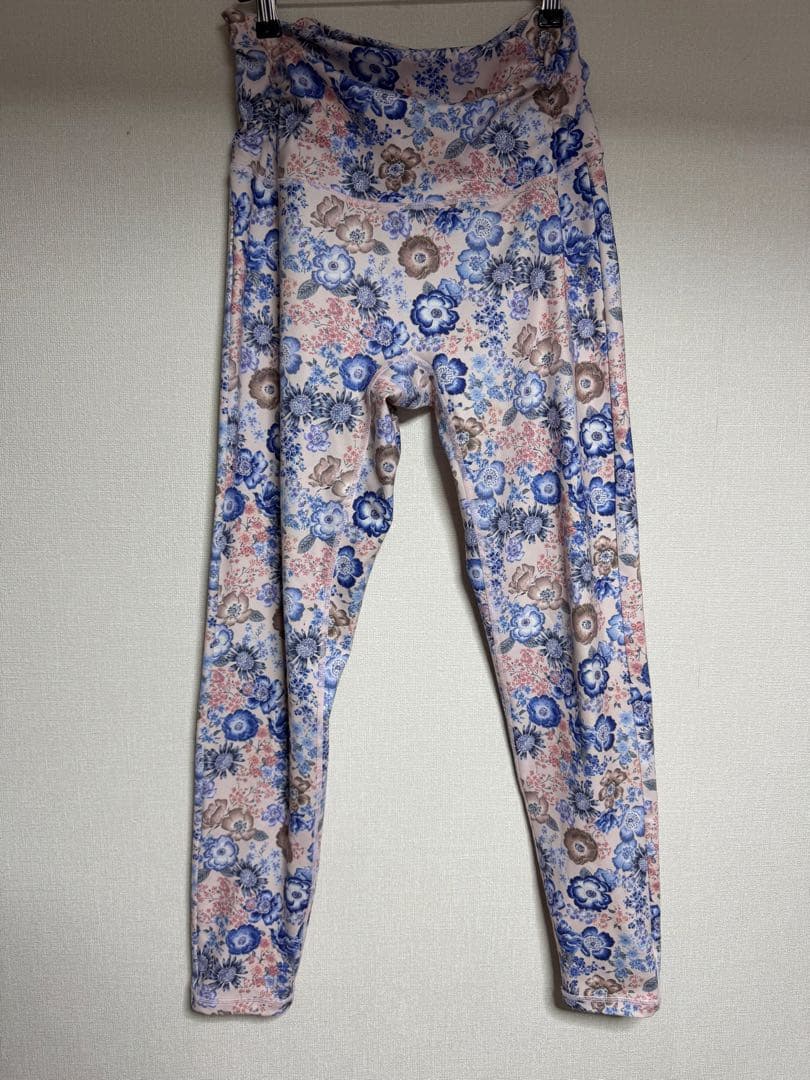 【SUKALA】エンブロイダリープリントカバーキャミソール　レギンスセット　L