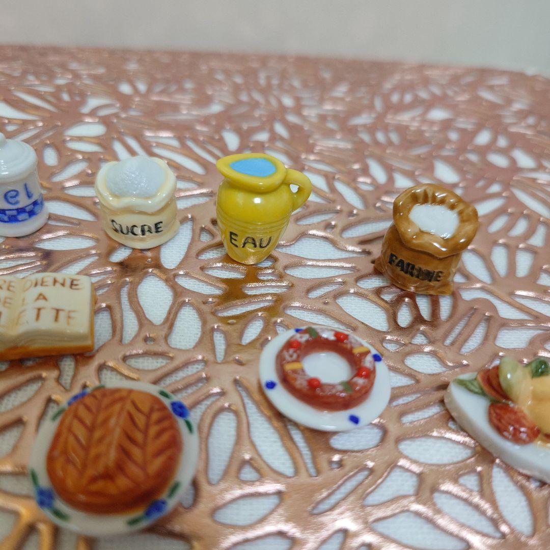 フェーヴ☆ガレット作り☆ガレット・デ・ロワ材料☆ミニチュア陶器　フランス雑貨